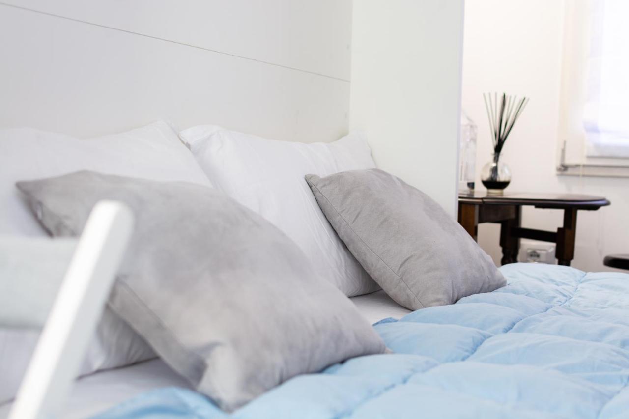 Housmart Tovaglie 9 Int 7 Apartment Bologna Luaran gambar