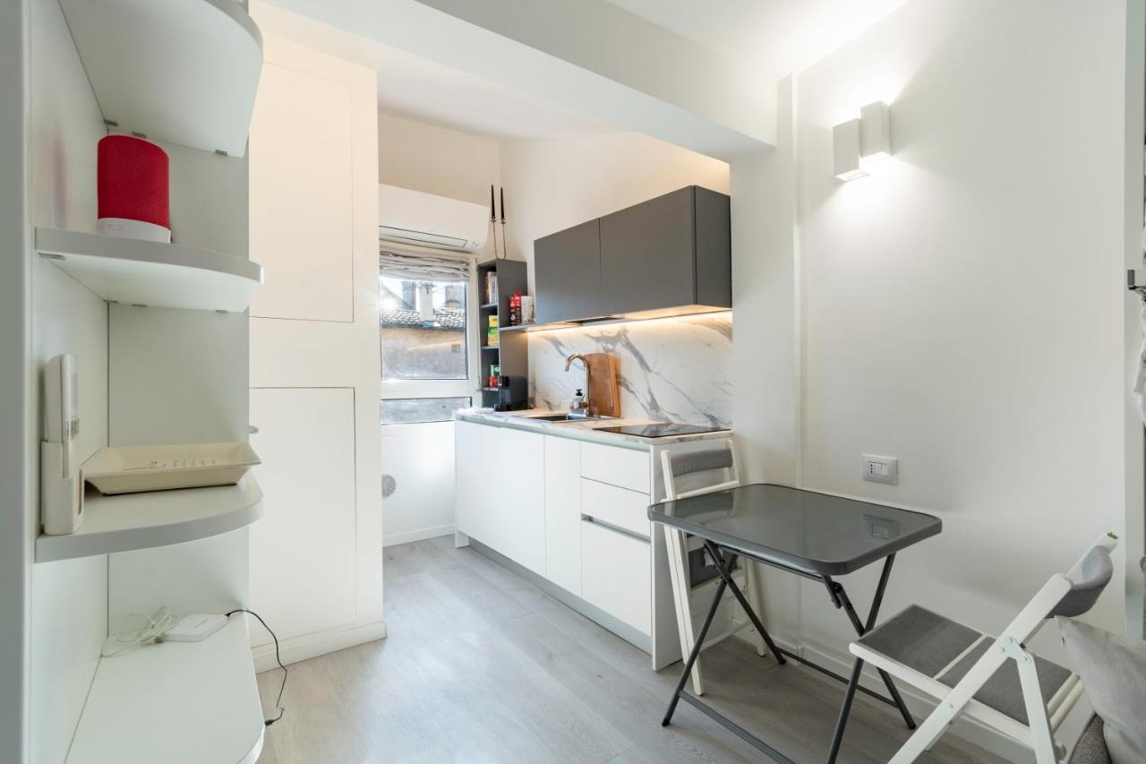 Housmart Tovaglie 9 Int 7 Apartment Bologna Luaran gambar