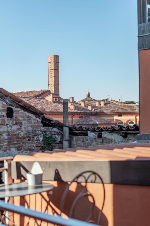 Housmart Tovaglie 9 Int 7 Apartment Bologna Luaran gambar